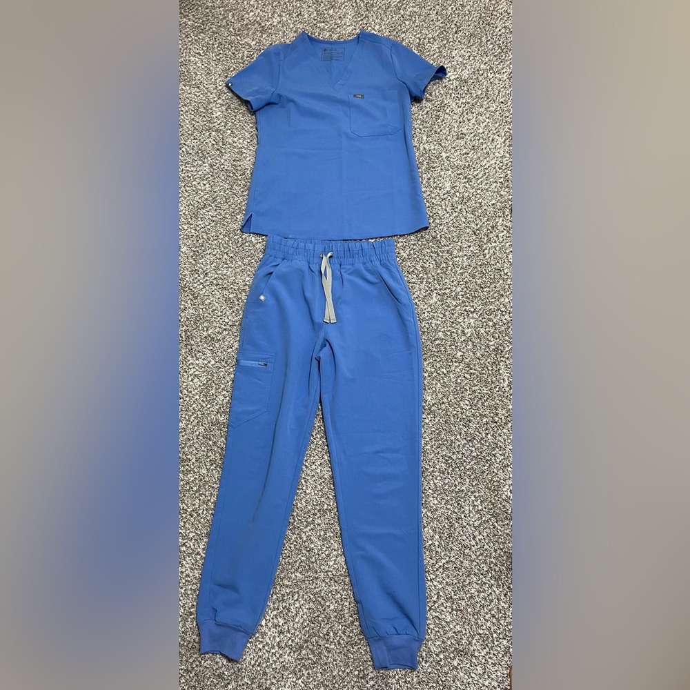 Figs Women's Ceil  Blue Scrub Pants and Top